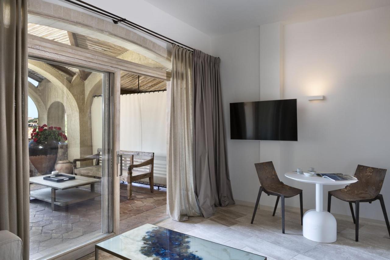Le Suites Porto Cervo Exterior foto